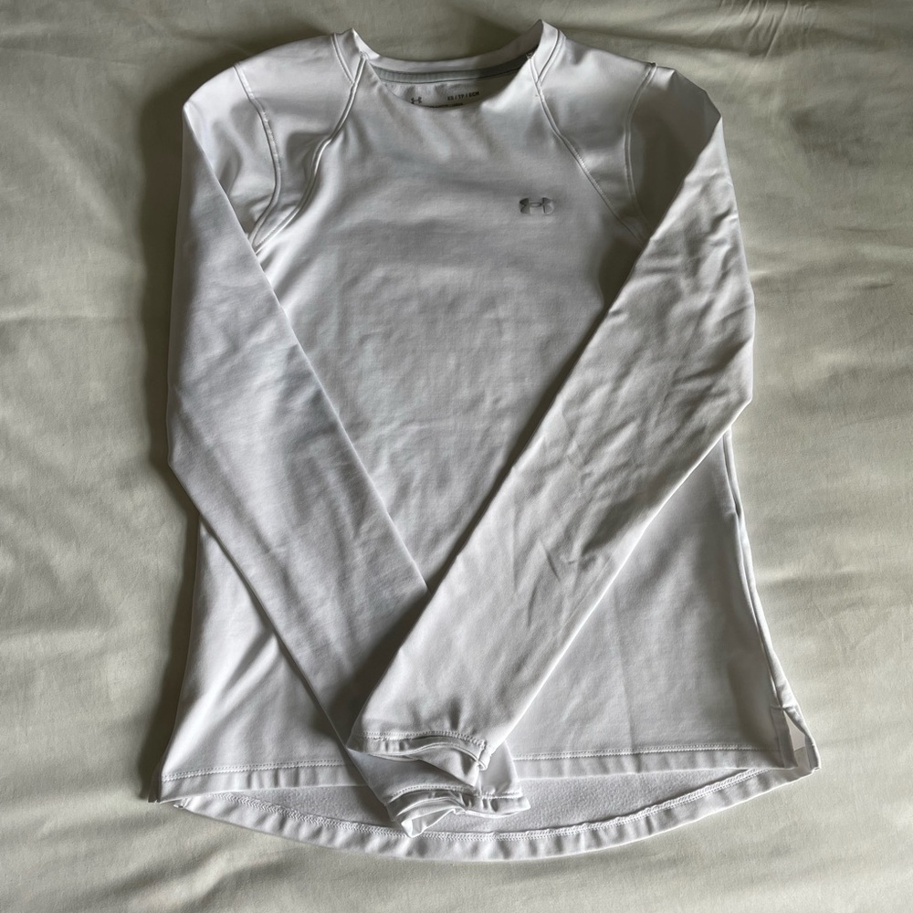 Under armor white fitted thick sport longsleve